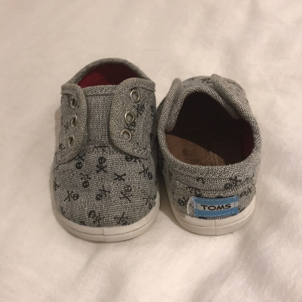 TOMS